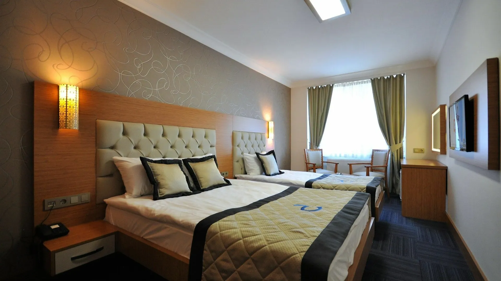 Double Comfort Hotel Ankara